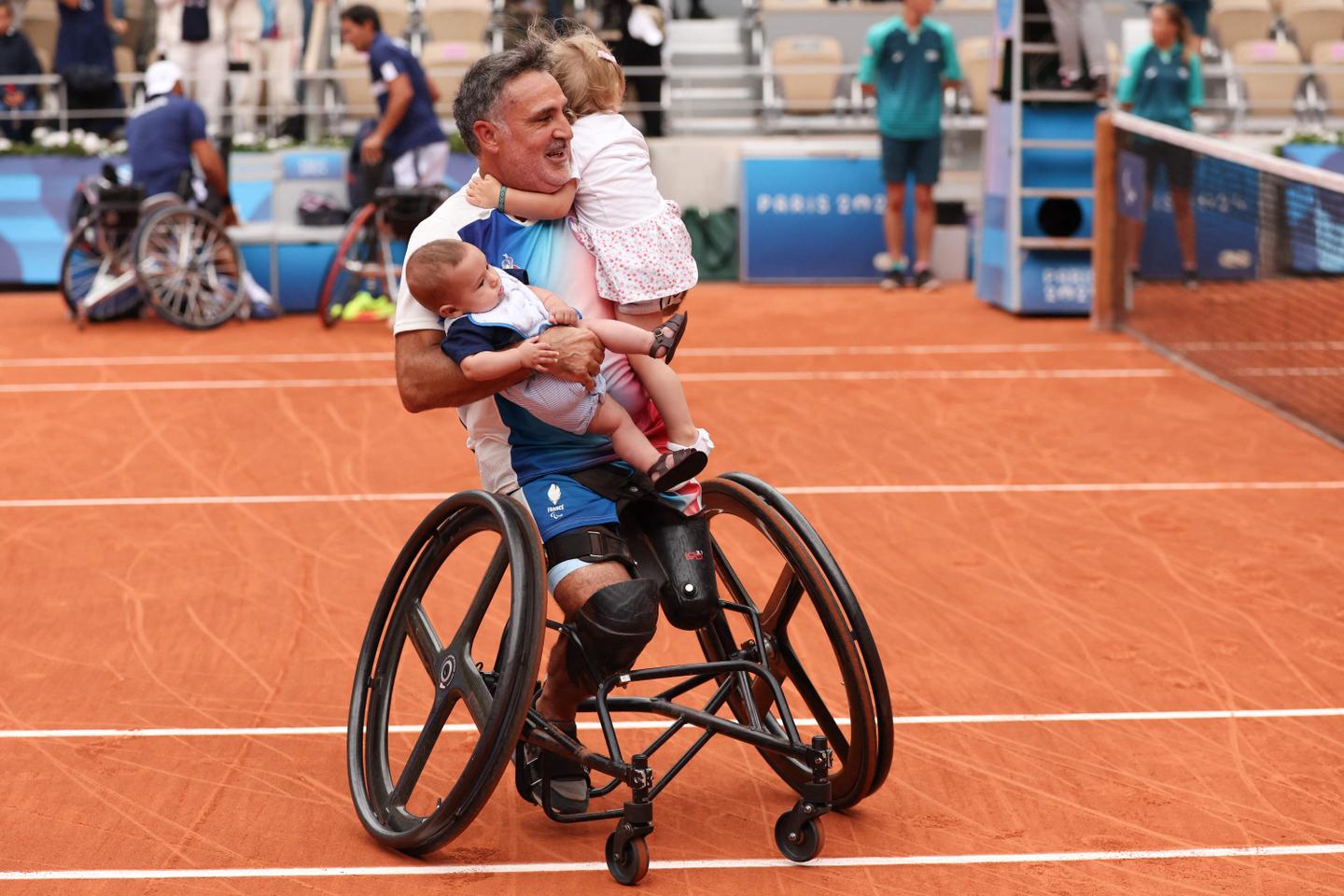 Les députés veulent rendre « plus accessibles » prothèses et équipements pour le handisport