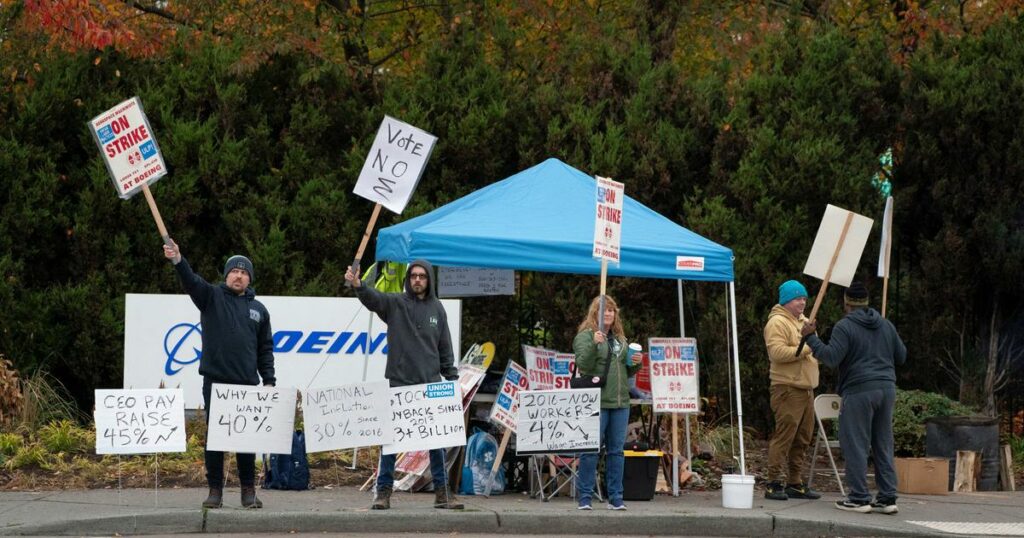 Les salariés de Boeing rejettent l’accord social, la grève se poursuit