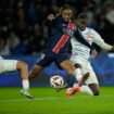 Ligue 1 : le PSG maîtrise Strasbourg et reprend la tête du classement