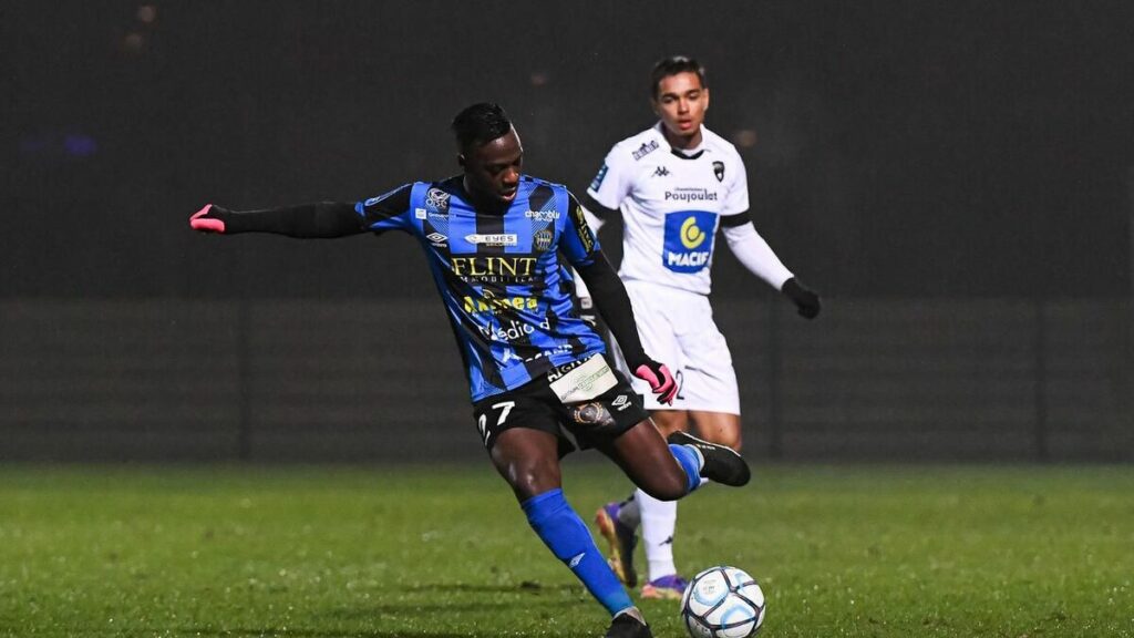 Ligue 2 : Chambly sombre dans le Berry