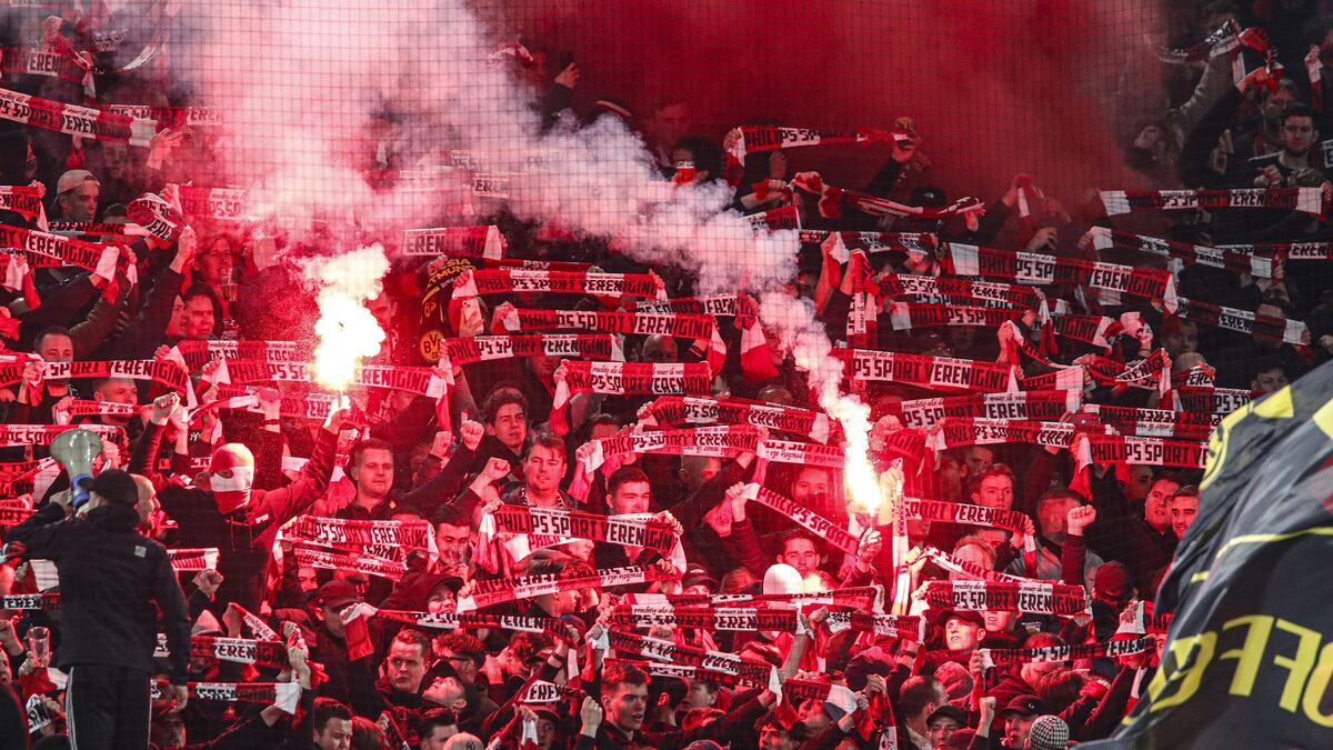 Ligue des champions : les supporters du PSV ne viendront pas au Parc, le PSG met leurs places en vente