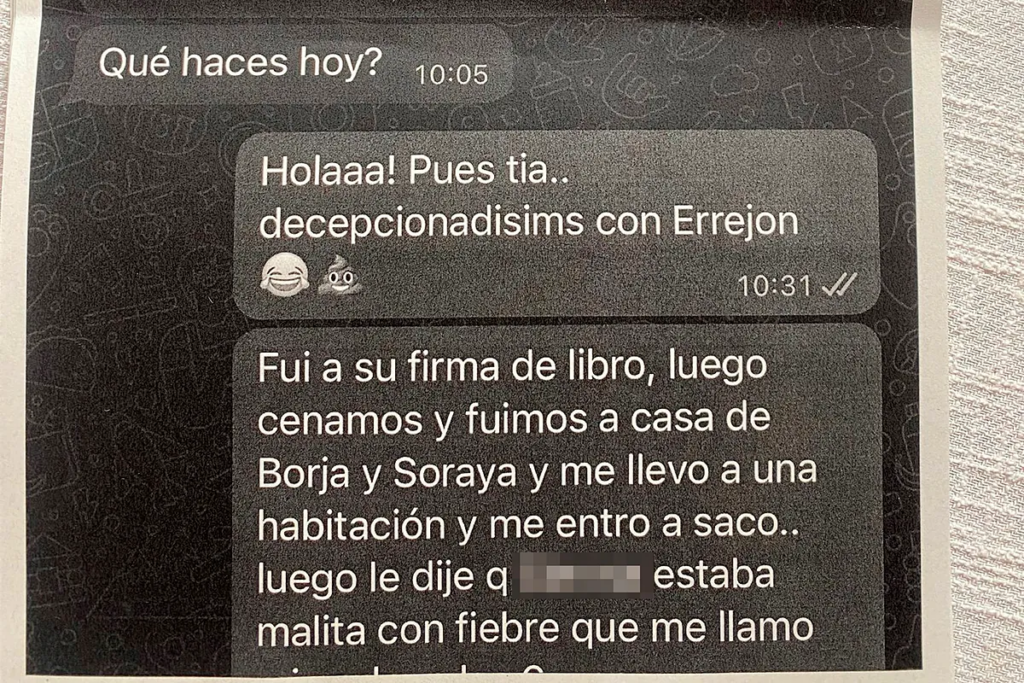 Los whatsapps que Elisa Mouliaá adjunta a la denuncia contra Íñigo Errejón: "Siguió intentándolo y ya le paré otra vez los pies y le dije que me estaba invadiendo"