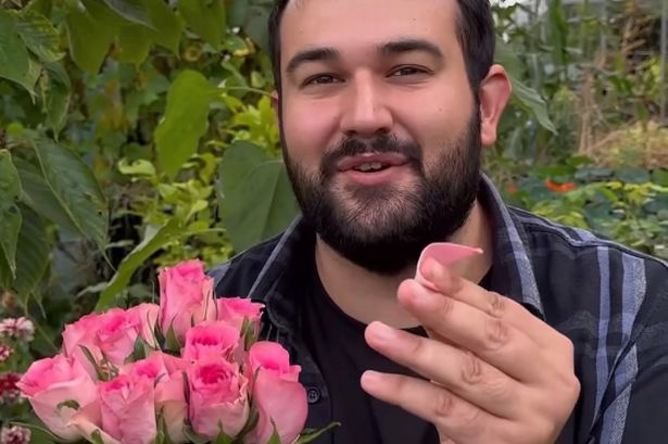 'Magical' way to make rose water with left over autumn petals to elevate your baking