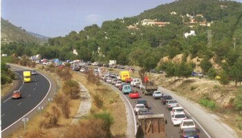 Mallorca planea limitar la entrada de coches a la isla y reducir la flota de vehículos de alquiler para combatir la saturación turística