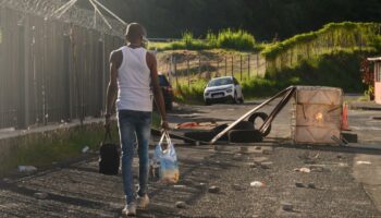 Martinique : la préfecture annonce un «retour à la normale» mais prolonge le couvre-feu