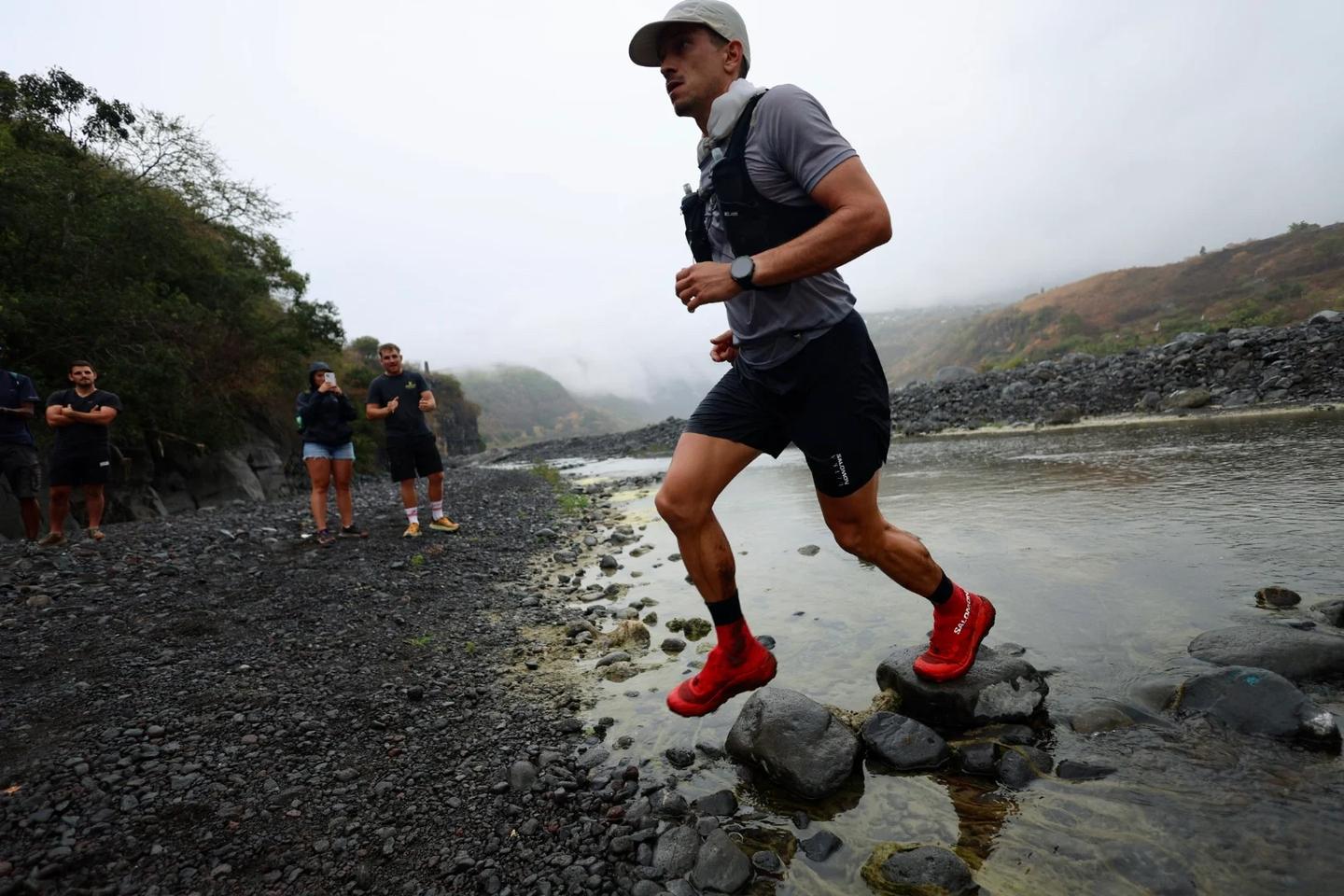 Mathieu Blanchard remporte la Diagonale des fous pour sa première participation à l’épreuve mythique de l’ultra-trail