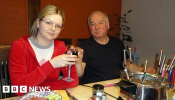 Medic assumed drug overdose, Russian spy poisoning inquiry hears