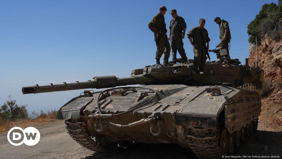 Middle East: Israeli tanks break through peacekeeper base — UN