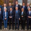 Gruppenbild mit Damen: Auf der Ministerpräsidentenkonferenz waren mit Manuela Schwesig (SPD), Ministerpräsidentin von Mecklenburg-Vorpommern, und Anke Rehlinger (SPD), Ministerpräsidentin von Saarland, nur zwei Frauen dabei