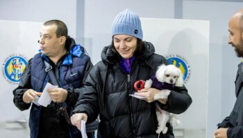 Moldavia celebra este domingo  un histórico referéndum en el que decide si ingresa en la Unión Europea