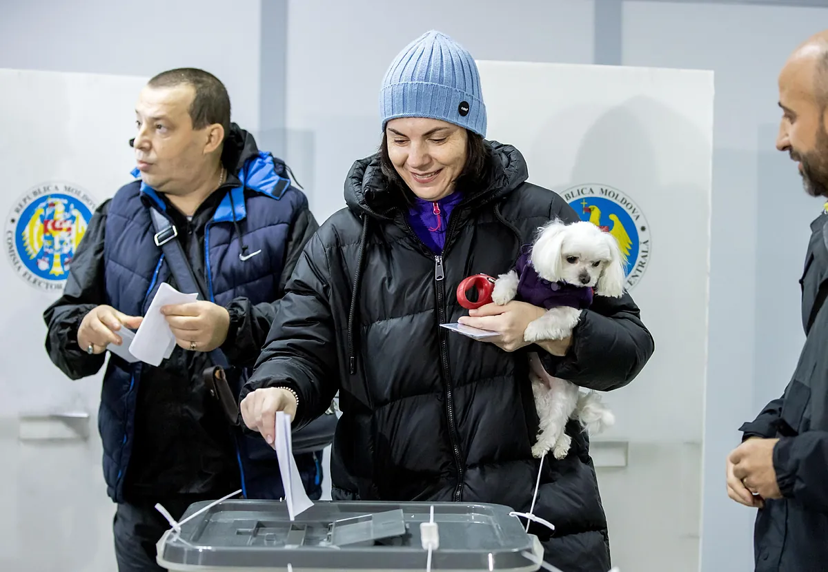 Moldavia celebra este domingo  un histórico referéndum en el que decide si ingresa en la Unión Europea