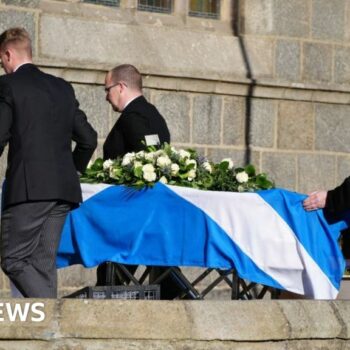 Mourners gather for Alex Salmond's funeral