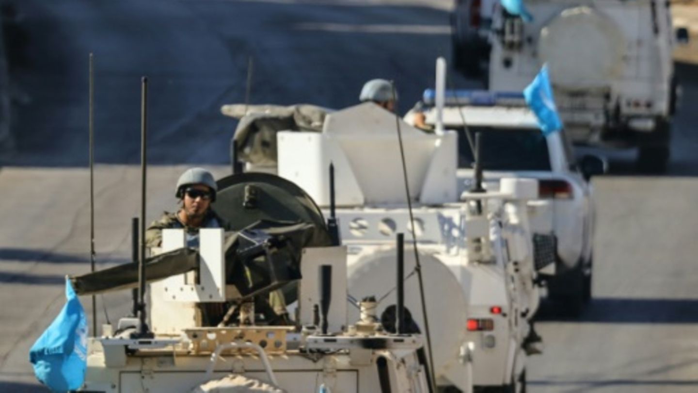 Unifil-Fahrzeuge patrouillieren im Südlibanon