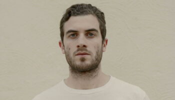 Nicolas Jaar enrichit sa discographie de 2 albums : “Piedras 1 & 2”