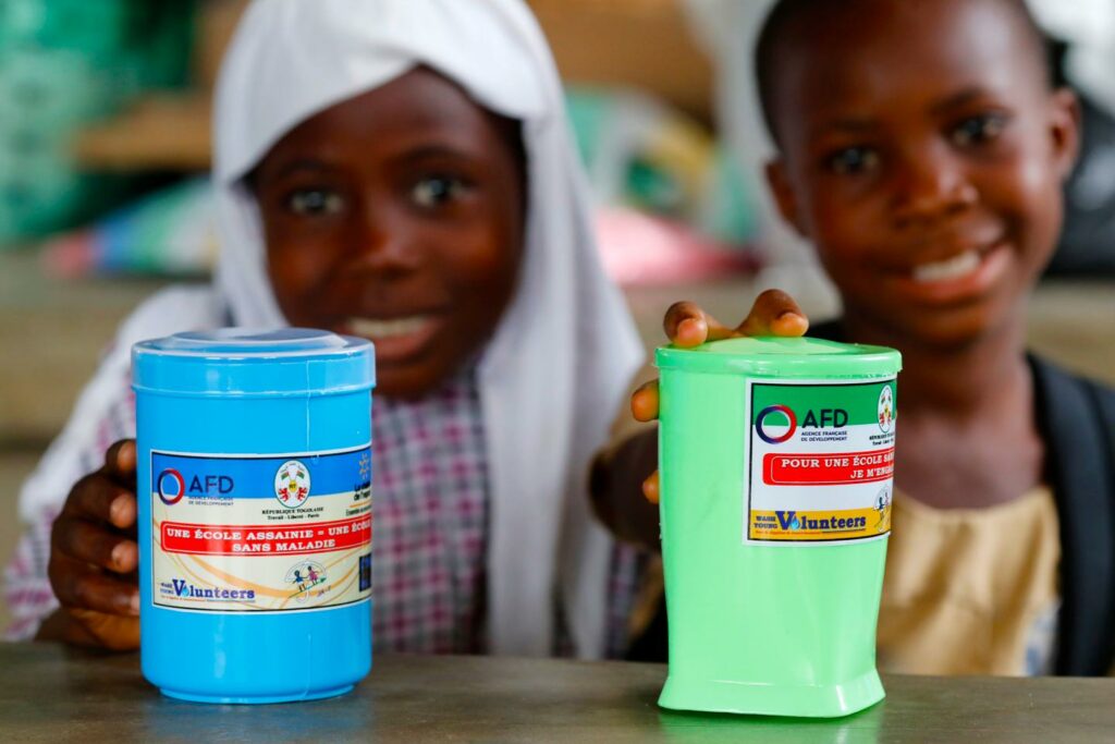 « Nous appelons la France à garantir une hausse des investissements dans le renforcement des systèmes alimentaires, de santé et de protection sociale »