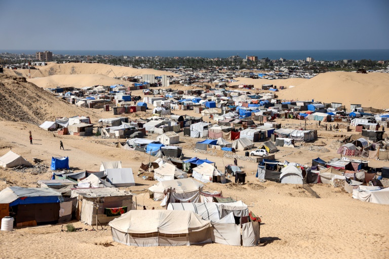 "Nous avons très froid la nuit": Les habitants de Gaza démunis à l'approche de l'hiver