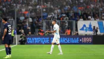 OM-PSG (0-3) : les images de l’impressionnante marque sur le torse de Marquinhos après la faute de Harit