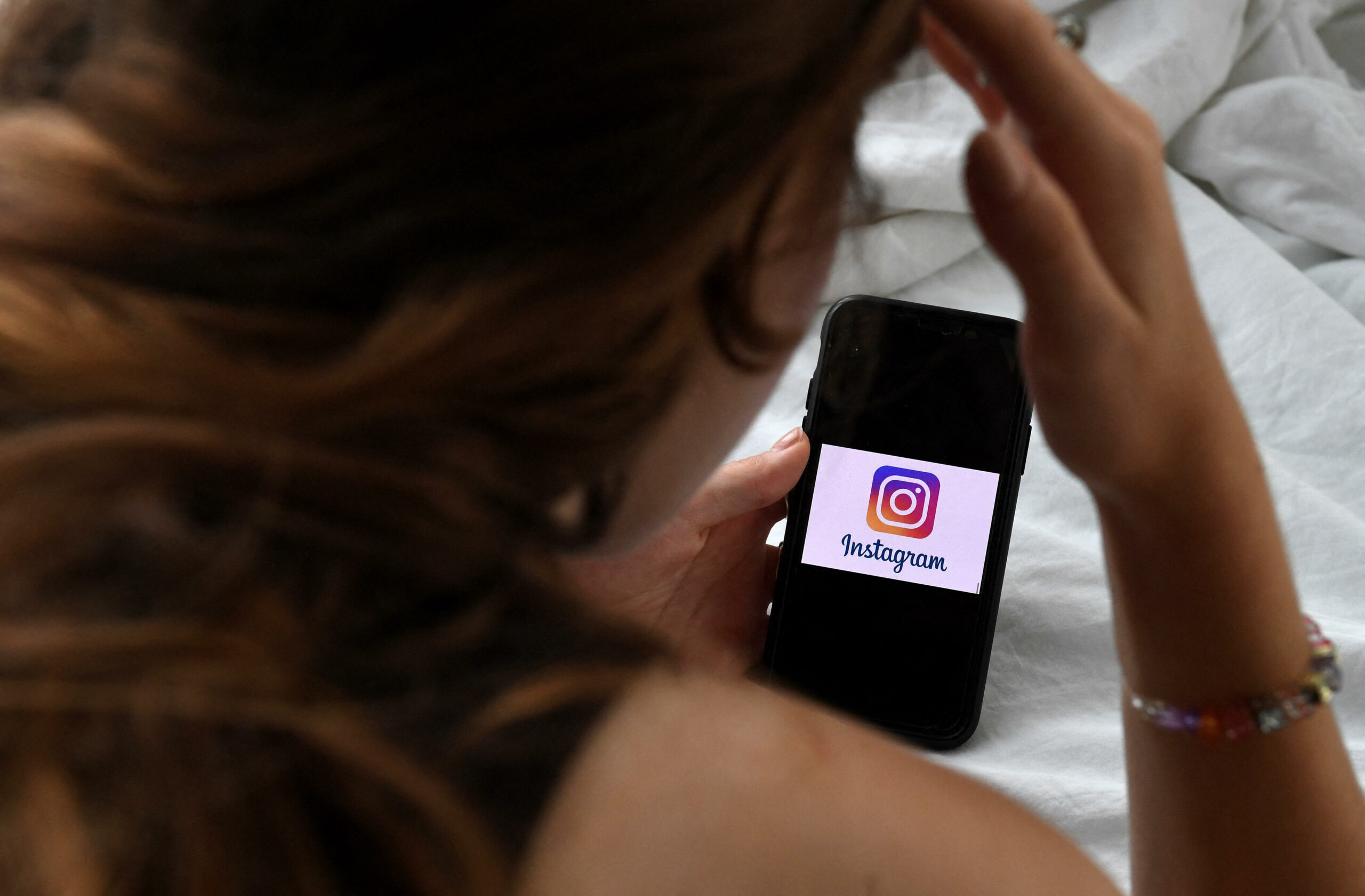 Parents rois, restrictions… : Instagram s’active sur la protection des mineurs