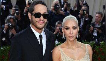 Pete Davidson und Kim Kardashian auf der Met Gala 2022.