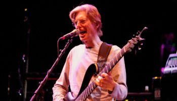 Phil Lesh, bassiste fondateur des Grateful Dead, mythique groupe de rock, est mort