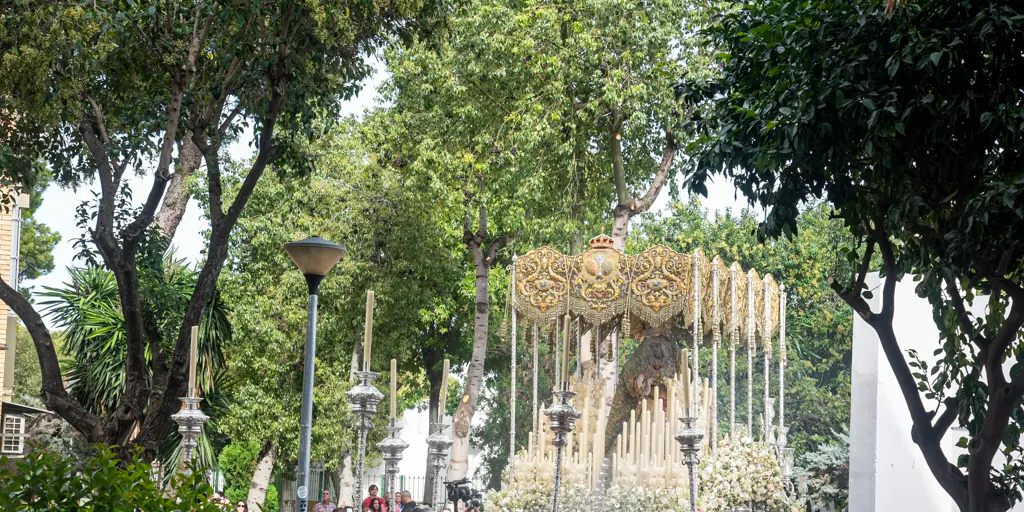 Pino Montano demostró el Amor de la Virgen en el cierre de la misión