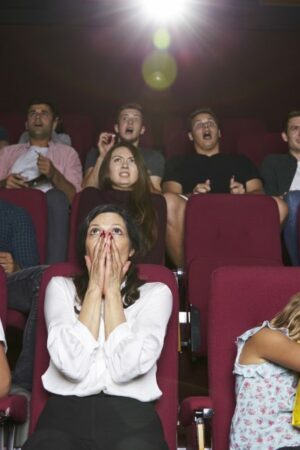 Pour Halloween, des Français veulent se faire peur au cinéma en allant voir le film 4 Zéros