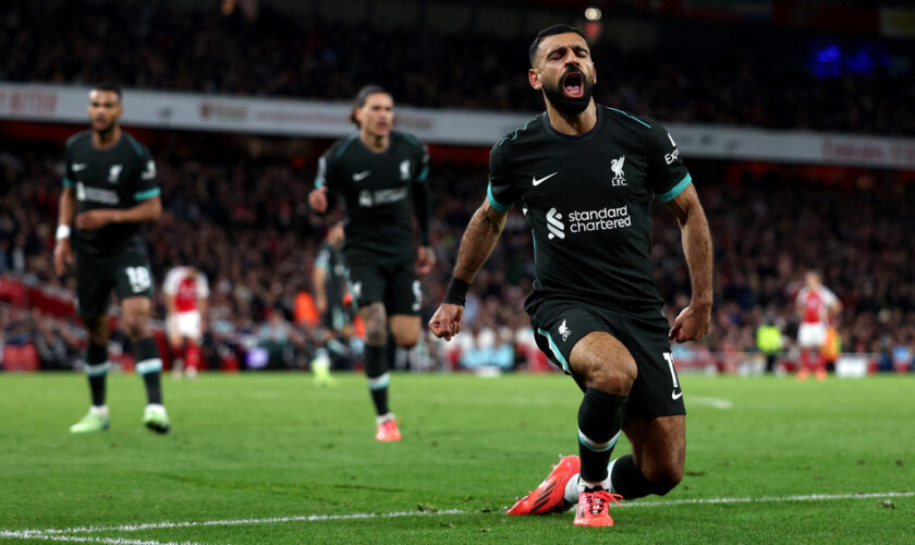 Premier League: Liverpool accroche Arsenal mais perd la première place