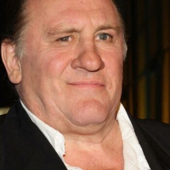 Procès de Gérard Depardieu : absent pour “raisons de santé”, l’acteur va demander un renvoi