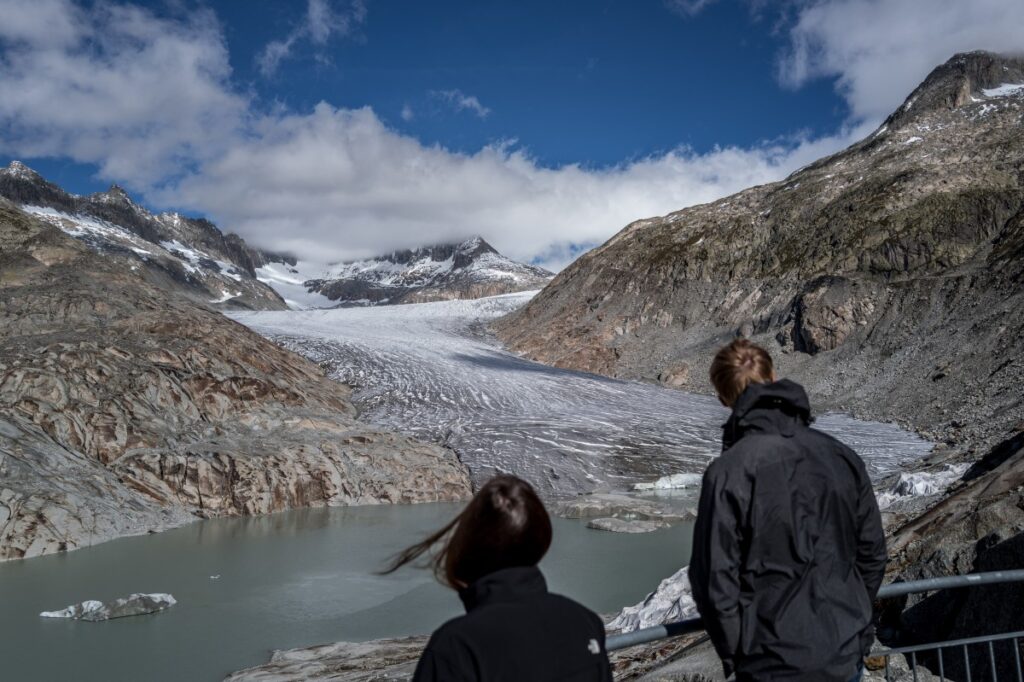 Réchauffement climatique: Fonte massive des glaciers suisses