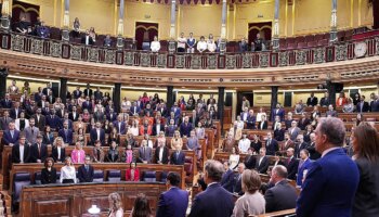 Reconstrucción de la mañana de la "bajeza moral" en el Congreso: "Los diputados no vamos a achicar agua"