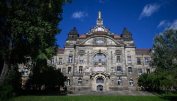 In Sachsen sollen nun die Parteigremien von CDU, BSW und SPD über eine mögliche Sondierung entscheiden (Archivbild). Foto: Rober