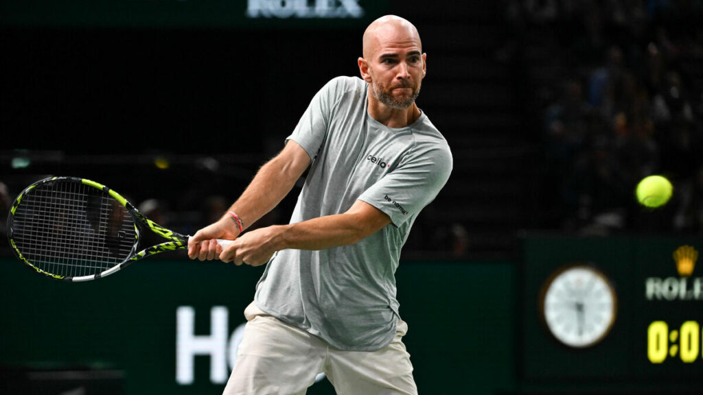 Rolex Paris Masters : l’exploit d’Adrian Mannarino, qui fait tomber Tommy Paul au premier tour