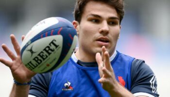 Rugby : Antoine Dupont de retour et un XV de France renouvelé pour effacer la triste tournée d’été