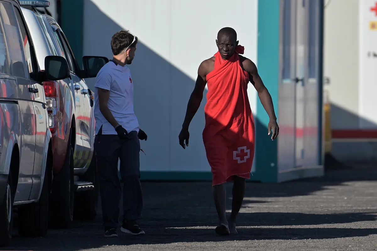 Se disparan las llegadas de inmigrantes a Canarias: 270 al día en la última quincena