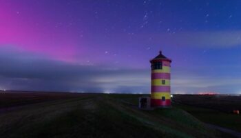 Seltenes Naturschauspiel: Im Zeitraffer: So schön tanzen Polarlichter am Himmel über Deutschland