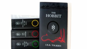 Ses parfaites connaissances de l’œuvre de Tolkien ne l’aident finalement pas à conclure