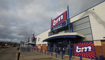 Shopping expert shares exact day that's best for B&M deals