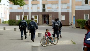 «Si vous rentrez, je mets le feu!» : suspectée de trafic de drogues, une habitante de 92 ans expulsée de son logement à Montpellier