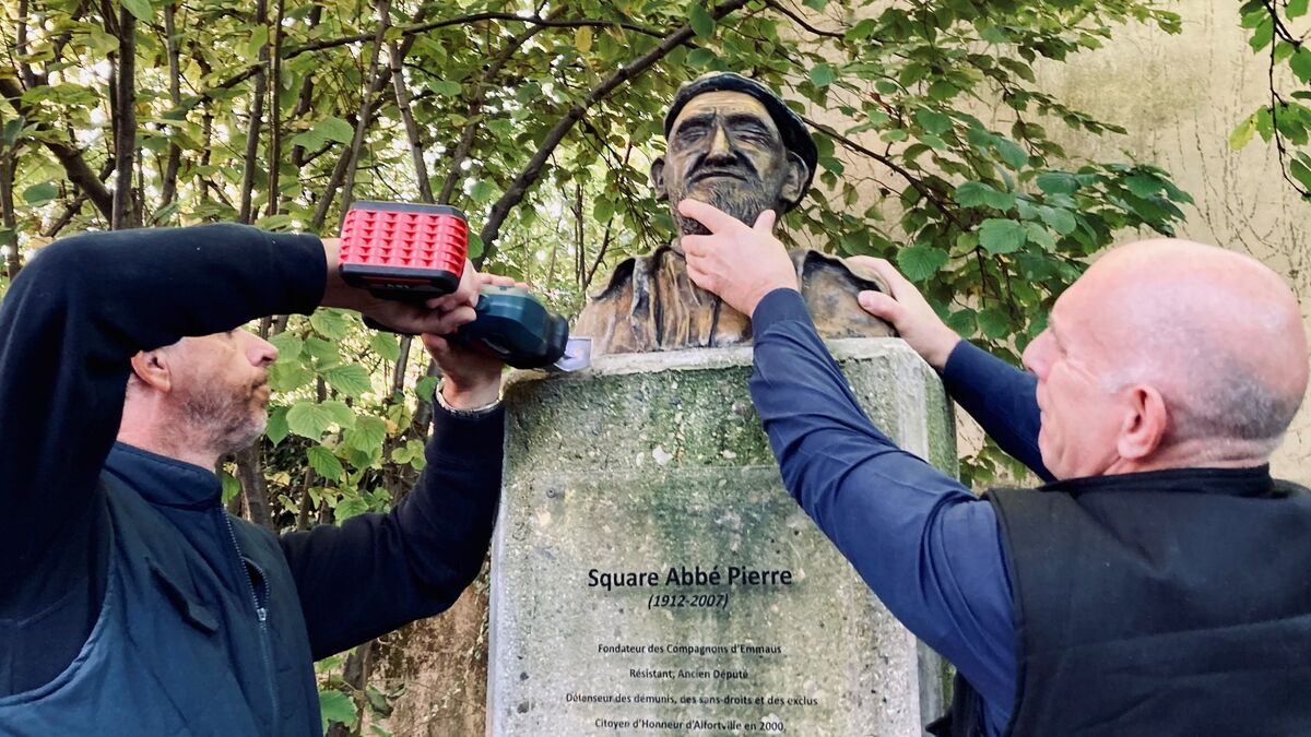 Squares débaptisés, tableaux et sculptures enlevés : l’abbé Pierre effacé du Val-de-Marne après les révélations