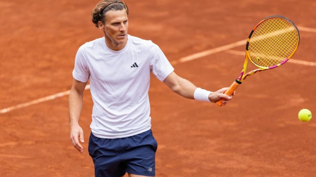 Tennis : la légende du football uruguayen Diego Forlan va faire ses débuts chez les pros en double