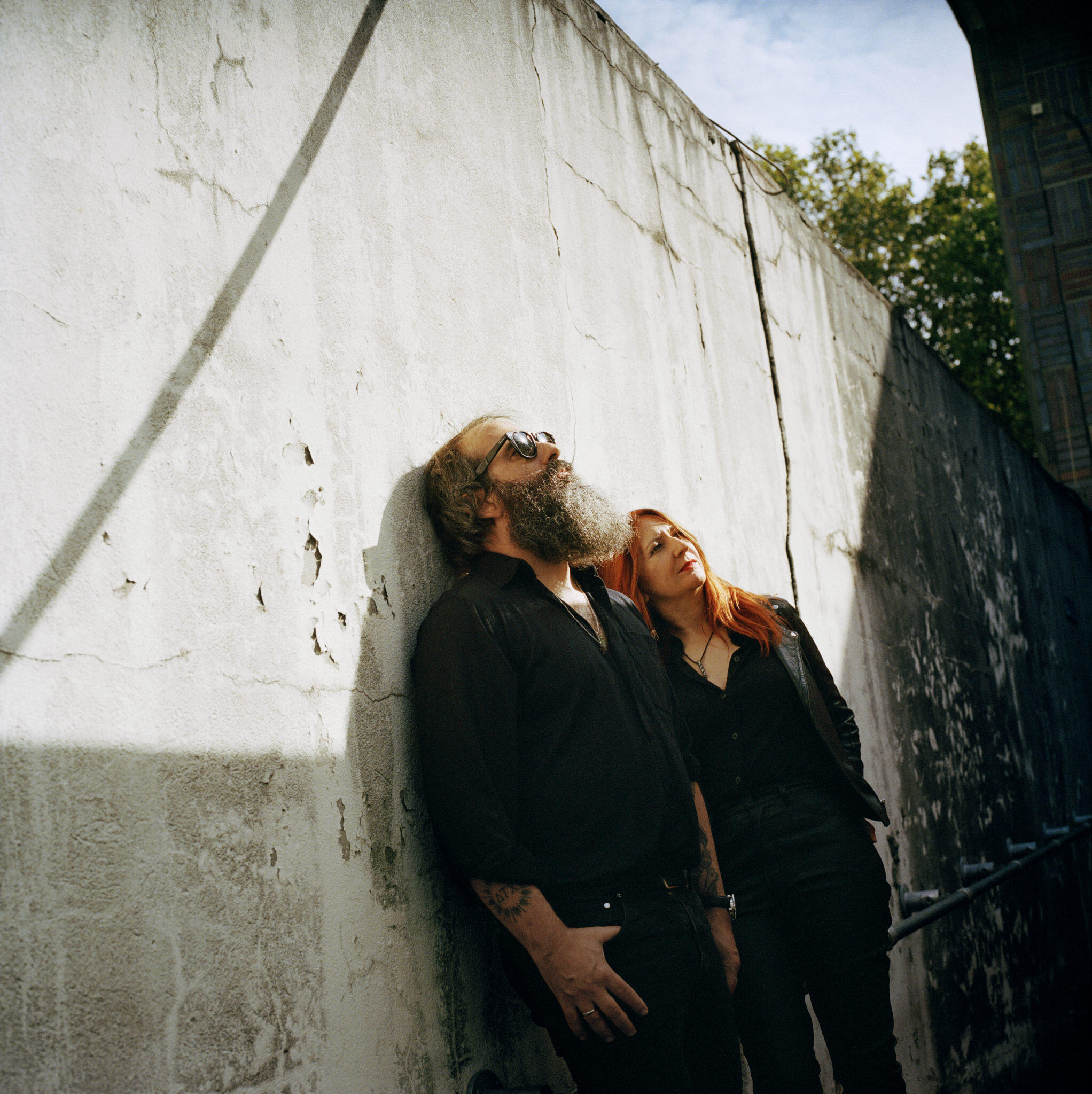 The Limiñanas est de retour avec “Prisoner of Beauty”, chanté par Bobby Gillespie