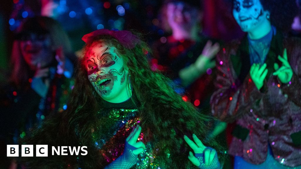 Thousands at Europe's biggest Halloween party