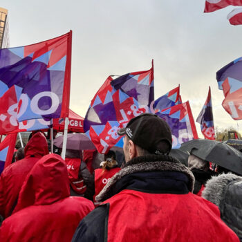 Travail dominical: "Le ministre du Travail bafoue le dialogue social", estiment les syndicats