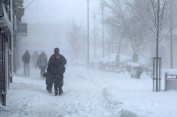 UK snow forecast shows exactly where and when map turns purple with flurries