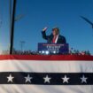 Es ist unklar, was ein bewaffneter Mann bei einer Trump-Kundgebung im Schilde führte. Foto: Alex Brandon/AP