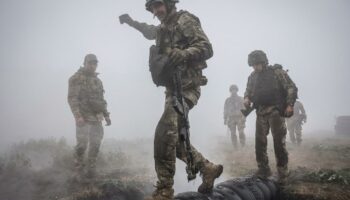 Ukraine : la France accueille six déserteurs russes