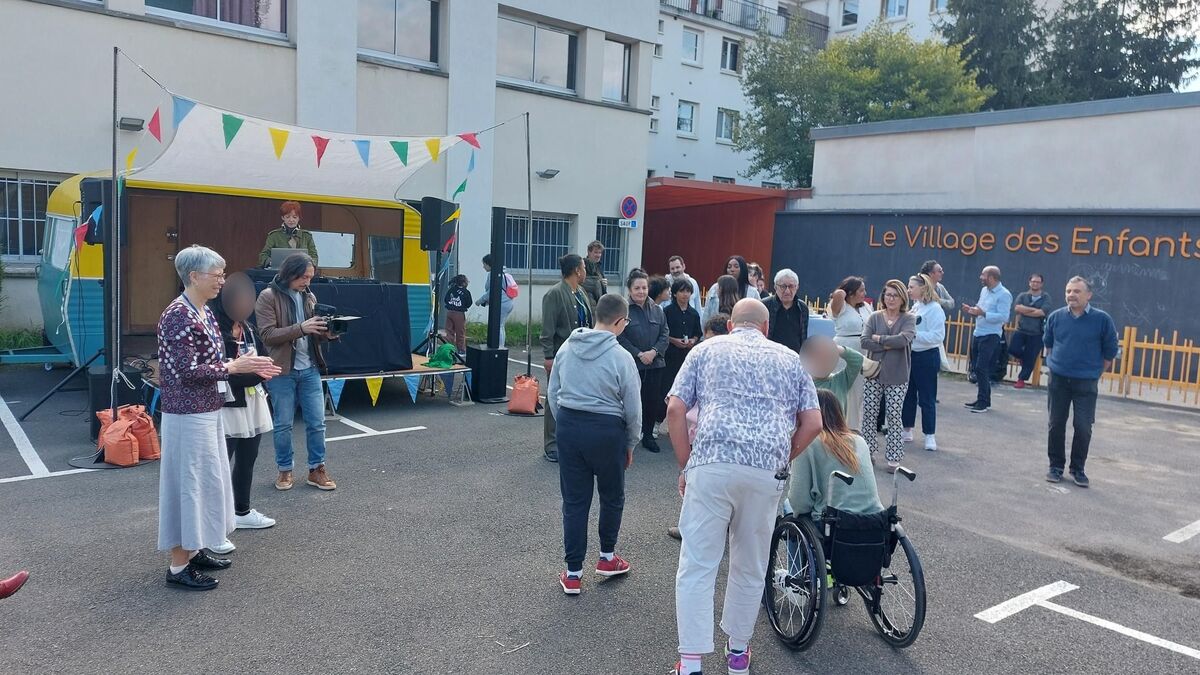 « Un cadeau magnifique » : avec sa scène itinérante, le Festi’ Val de Marne amène la culture partout