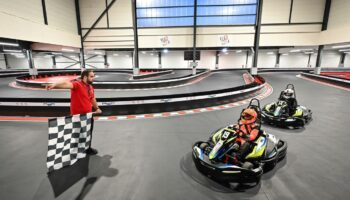 «Un jour, il remplacera le thermique» : le karting électrique séduit de plus en plus les Français