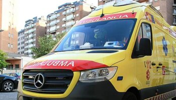 Un niño cae desde un cuarto piso en los Jardines de Hércules de Sevilla