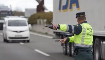 Una mujer embarazada muerta y dos heridos graves tras la colisión con un kamikaze en una autopista en La Rioja